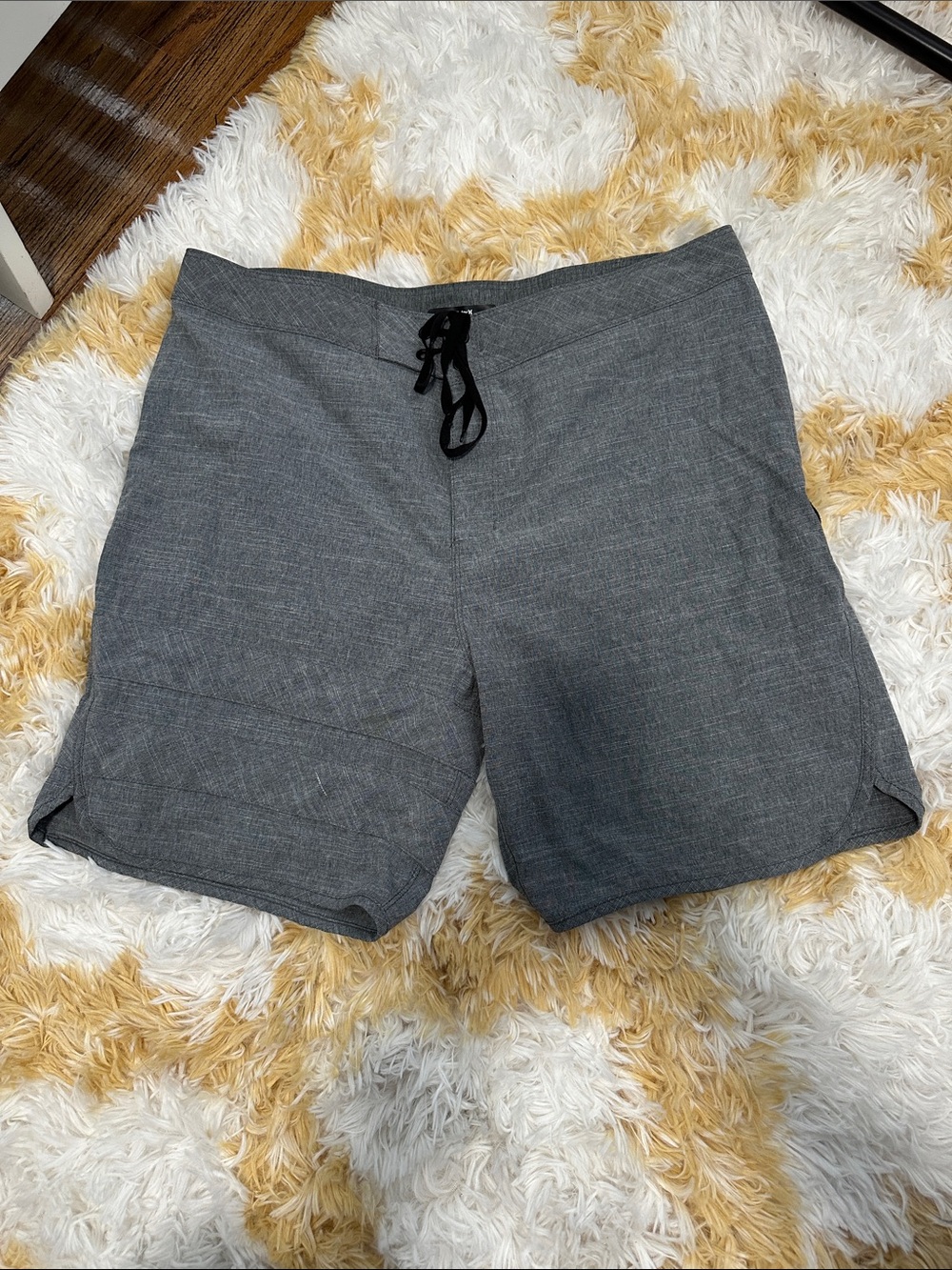 Hurley Men’s Gray Board Shorts Swim Trunks Size 34